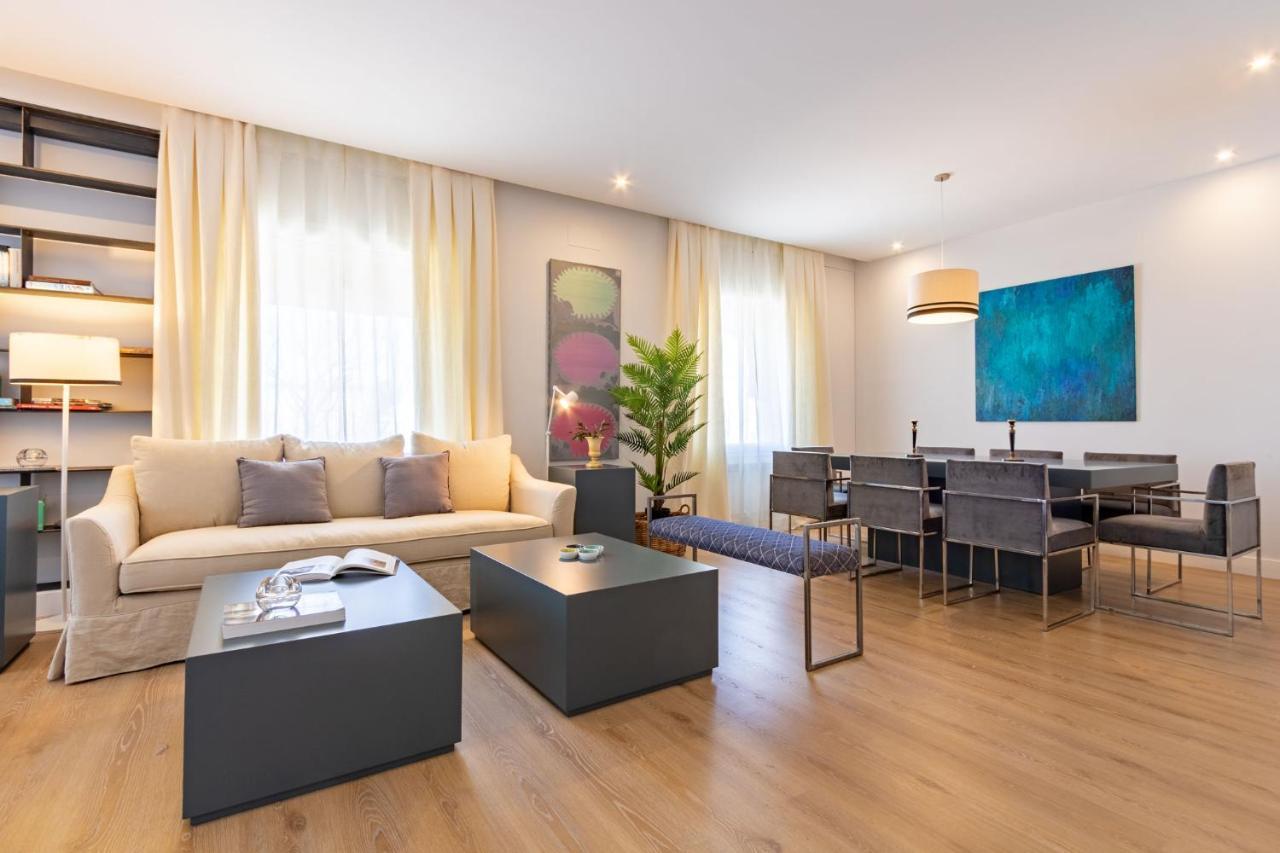 Plaza De Espana Deluxe Suites By Valcambre Sevilla Kültér fotó